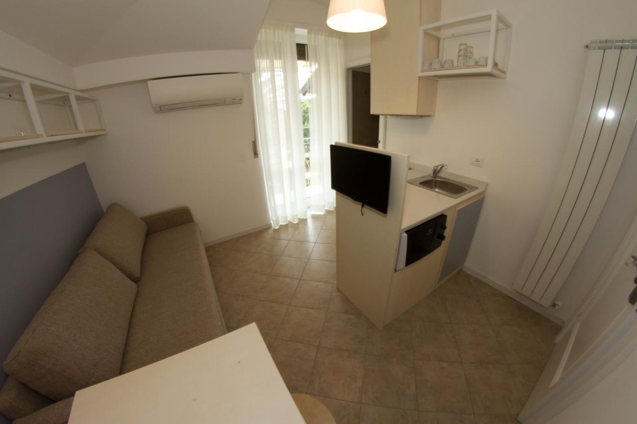 Residence Villa Ombrosa Споторно Экстерьер фото